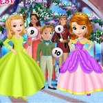 Sofia vs Amber Fashion Contest